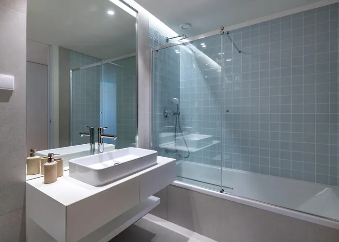 Apartament Cond Bayline - Ostra - - Gym - - Pool - By Bedzy *
