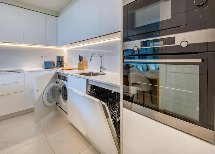 Apartament Cond Bayline - Ostra - - Gym - - Pool - By Bedzy