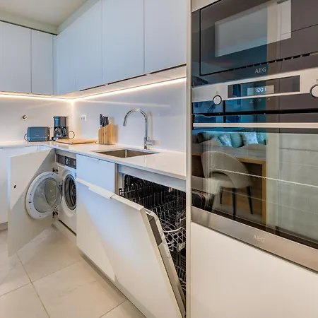 Apartament Cond Bayline - Ostra - - Gym - - Pool - By Bedzy